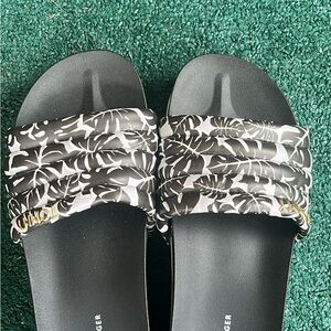 Tommy Hilfiger Black & White Leaf-Print Padded Slide Sandals